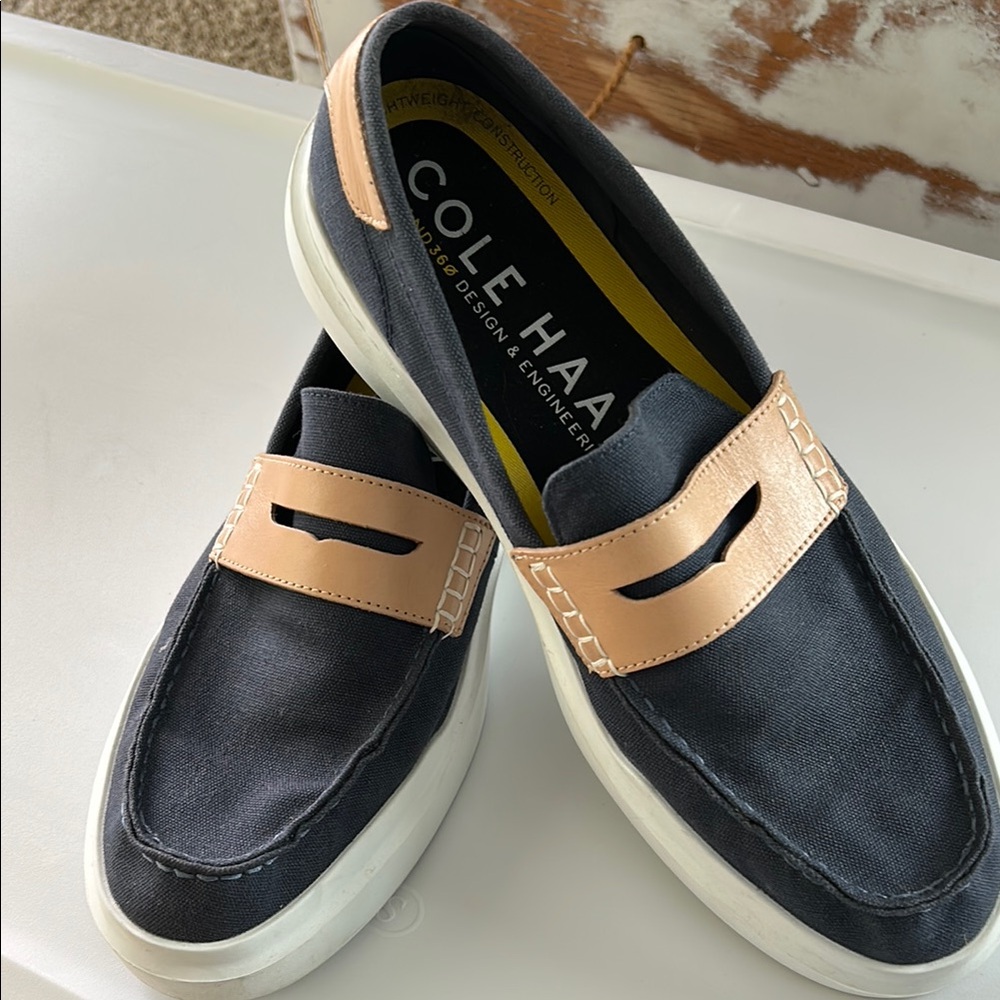 Cole Haan Black and Tan Slip-On Loafers Modern Design